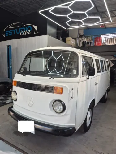 Volkswagen Kombi Standard/ Luxo/ Serie Prata 1989