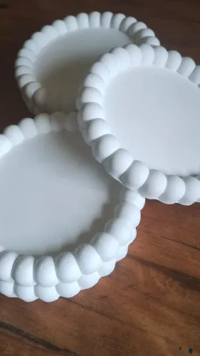Kit com 5 Bandejas em Gesso e Pó de Mármore - Lembranças Elegantes para Festas Intimistas
