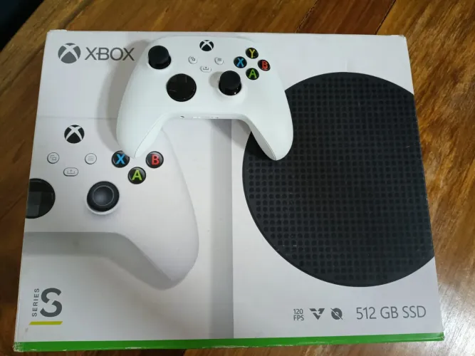 X BOX SERIES S na caixa usado 02 vezes!!