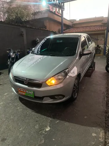 Fiat Grand Siena Attrac. 1.4 EVO F.flex 8V 2013