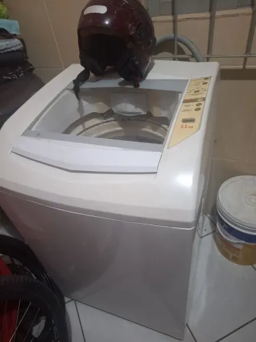 Máquina de lavar roupa 