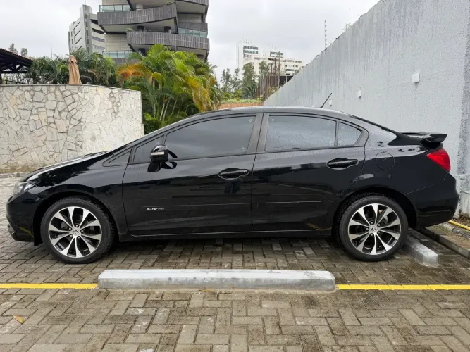 Honda Civic Sedan LXR 2.0 Flexone 16V Aut. 4P 2016