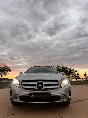 Mercedes-Benz GLA 200 Adv. 1.6/1.6 TB 16V Flex Aut. 2016