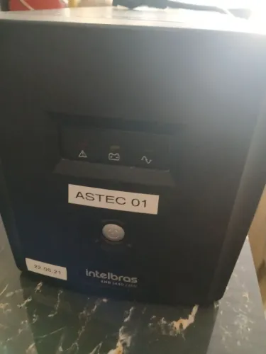 Vendo nobreak intelbras com defeito