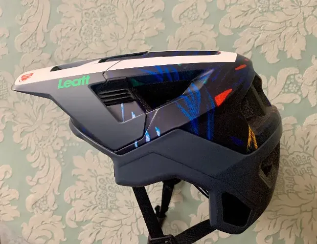 Capacete Leatt MTB 4.0 Enduro (Médio 55-59cm)