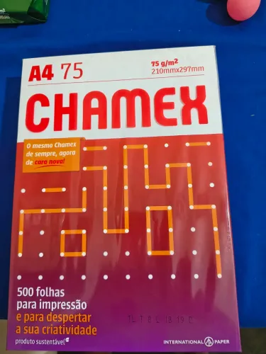 500 folhas A4 75 Chamex e 400 Copimax.A4