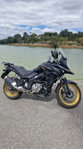 Moto Vstrom 650xt 2025 nova com 3500 km