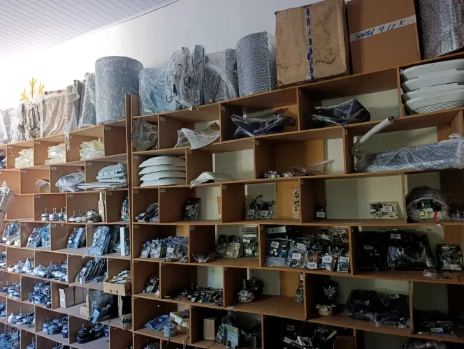 Peças para ar condicionado e reparo em placas