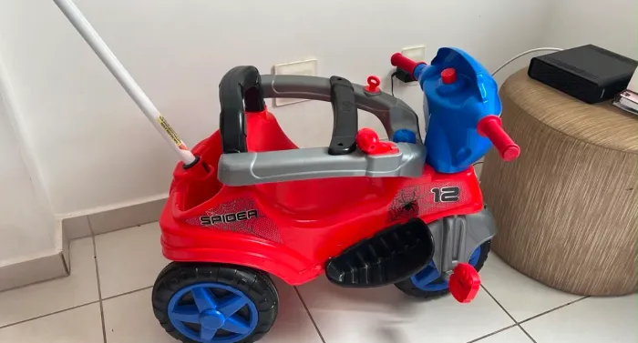 Triciclo Homem Aranha Maral