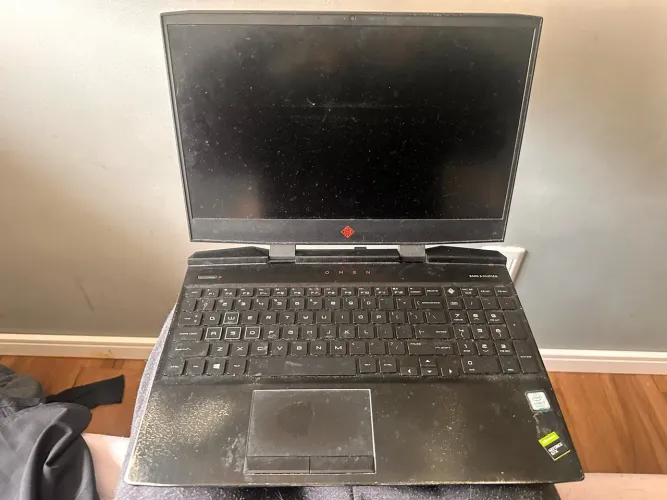 HP Omen i7 1660Ti 16gb 144hz