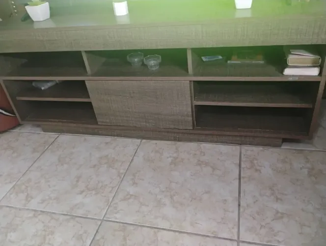 VENDO RACK PARA TV