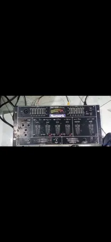 MIXER PRE EQUALIZADOR 