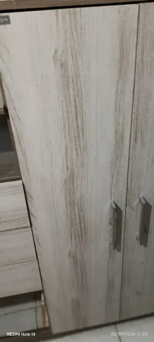 Vendo cômoda