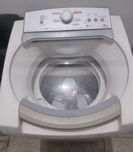 Máquina de lavar 9kg (Cesto Inox)
