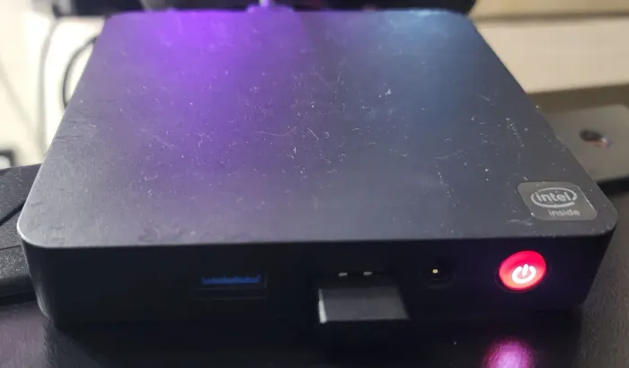 Mini PC Intel T4 pro , 4gb Ram