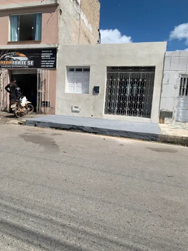Casa excelente para ponto comercial 
