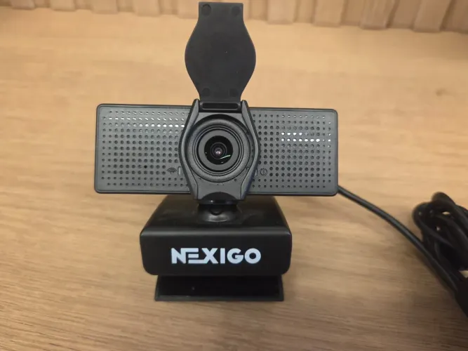 NexiGo N60 Webcam 1080P com microfone e capa de privacidade