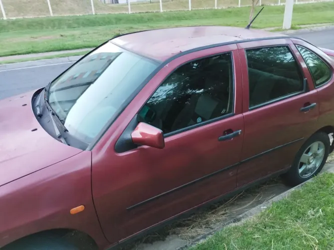 Seat Cordoba SXE 1.8 / GLX 1.8 4P 1997