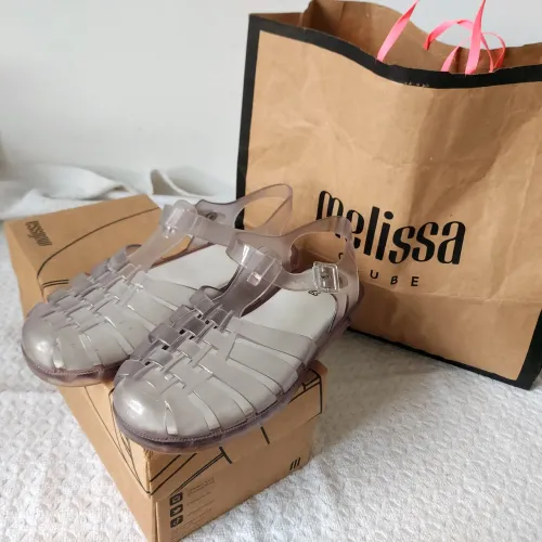 Melissa 35