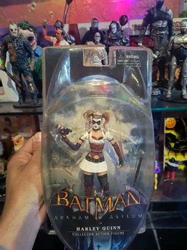 Boneco Harley Quinn