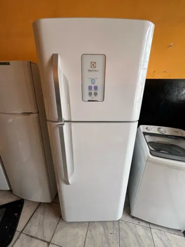 Geladeira Electrolux revisada e funcionando perfeitamente