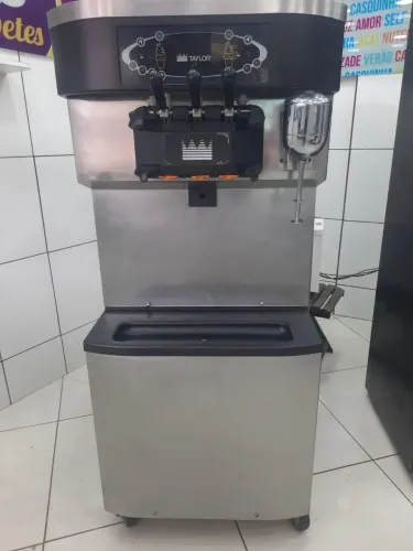 MÁQUINA C713 TAYLOR