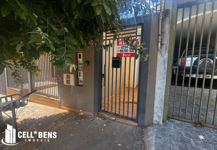 Edícula residencial próx. ao Balau Madeiras na Av. Philadelpho