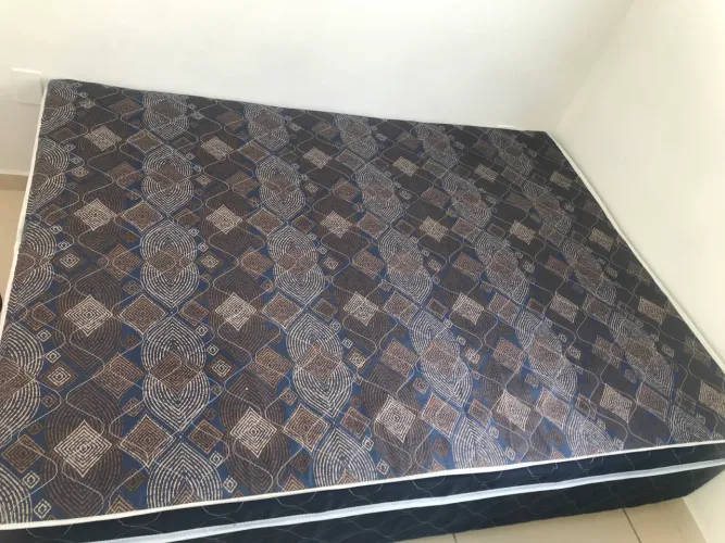 Cama casal nova