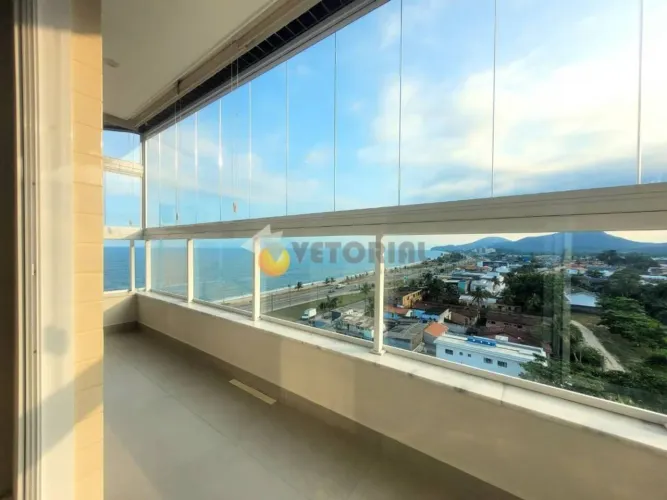 Lindo apartamento com 3 dormitorios e uma vista incrivel do mar na praia do - Massaguaçu -