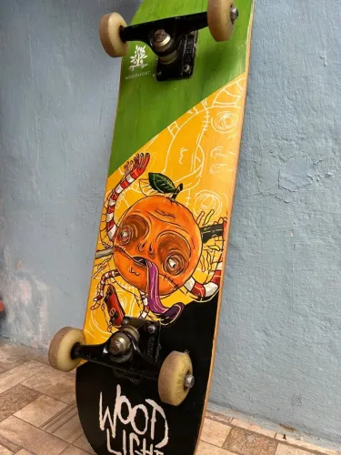 Skate Completo Wood Light - Usado
