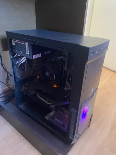 Pc gamer ryzen 5,16gb de RAM RX590 8Gb