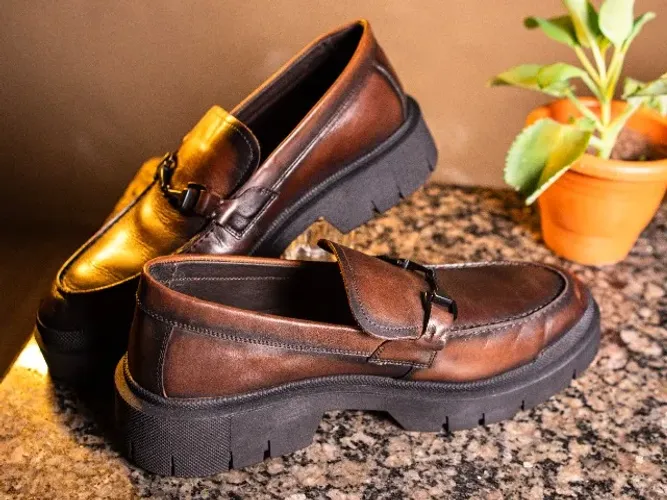 SAPATO CARLO LOAFER MASCULINO CASUAL EM COURO MARROM