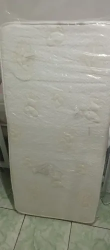 colchão de bebê novo
