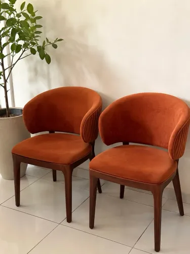 2 Cadeiras de Luxo (Material Premium - cadeiras pra vida toda!!), Novíssimas 