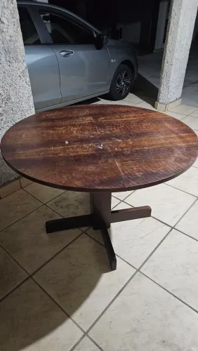 Doando ... mesa de jantar, extensível