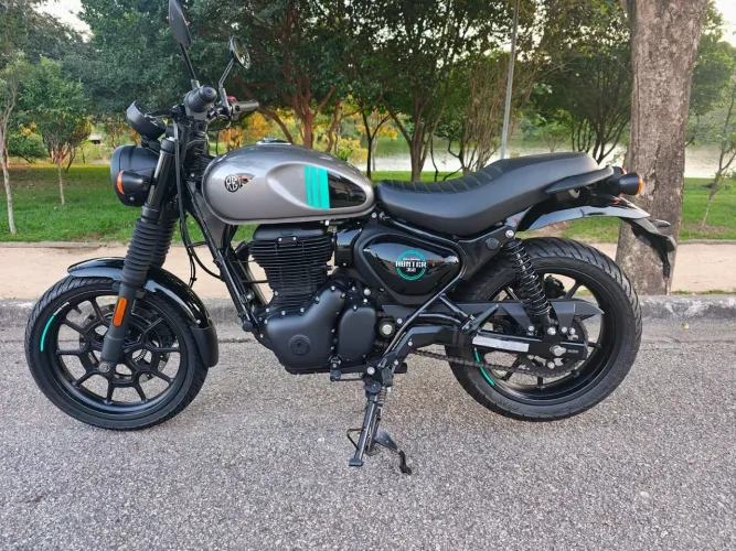 Moto Royal Hunter