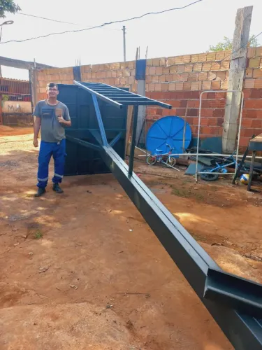 Suporte para caixa d'água 