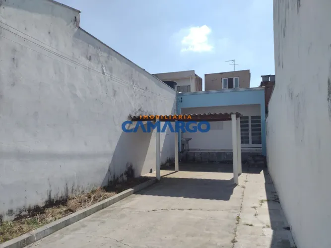 Casa com 1 dormitório para locação, 10m² por R$ 900,00/mês - Jardim Europa I - Santa Bárba