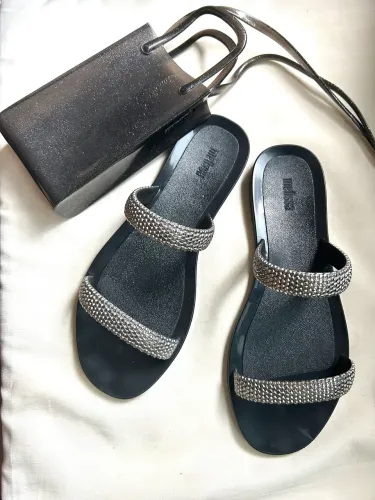Melissa glitz preto com bolsinha 