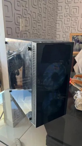 Vendo carcaça e peças de computador