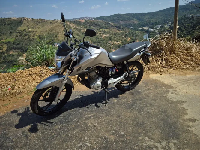 Honda Fan 2023 ? Impecável! Única dona