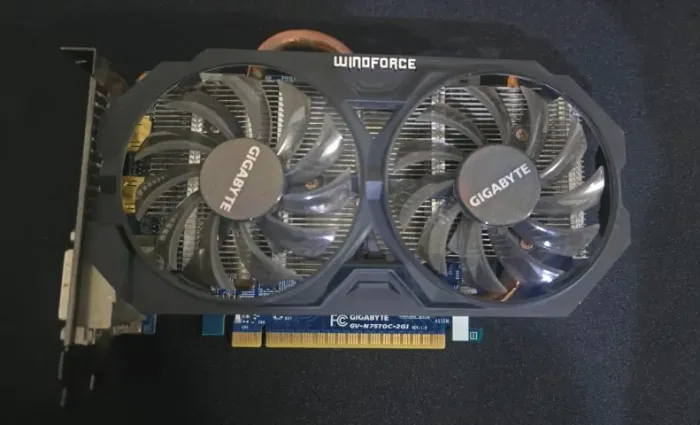Placa de Vídeo Gigabyte GTX 750 Ti 2GB