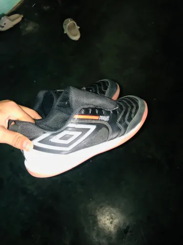 Umbro pro 5 bump