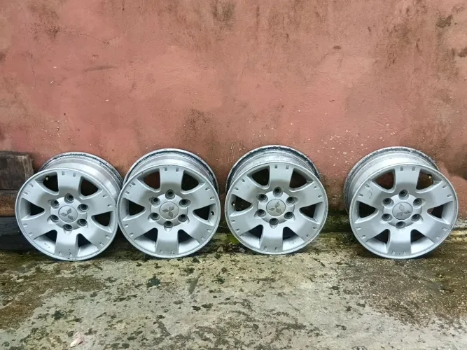 Vendo rodas aro 16 mistsubich novas