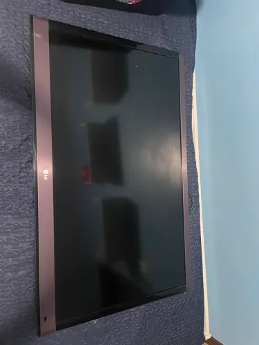 TV LG 47"