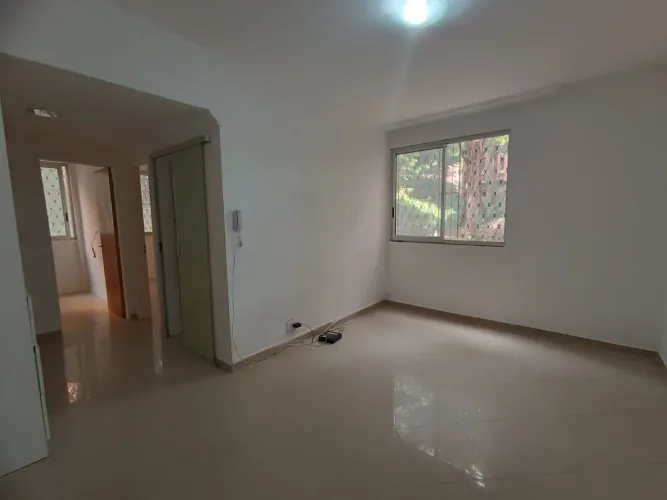 Apartamento de 2 quartos para alugar no Estrela Dalva