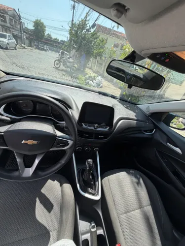 Chevrolet Onix Plus LT 1.0 12V Flex Mec. 4P 2024