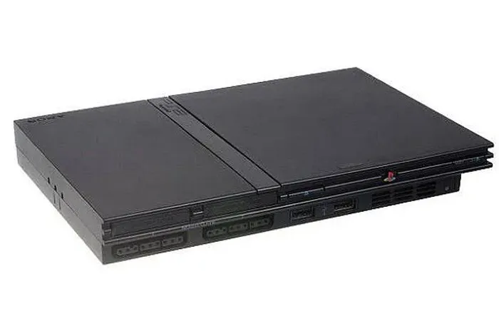 Vendo 2 Playstation 2 Slim com jogos.