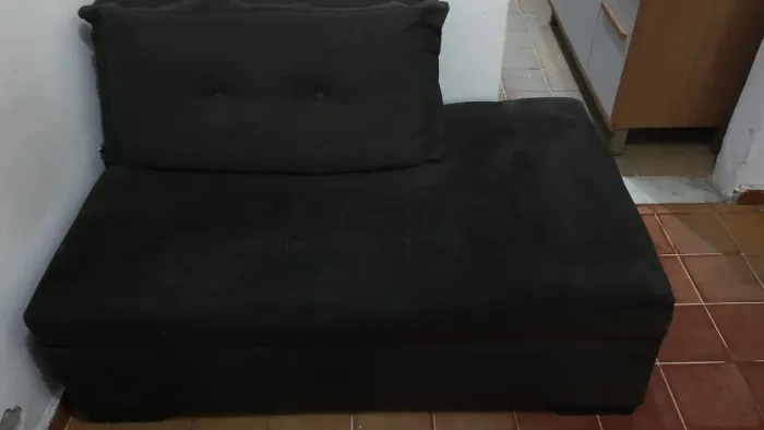Conjunto de Sofá 2 e 3 lugares.