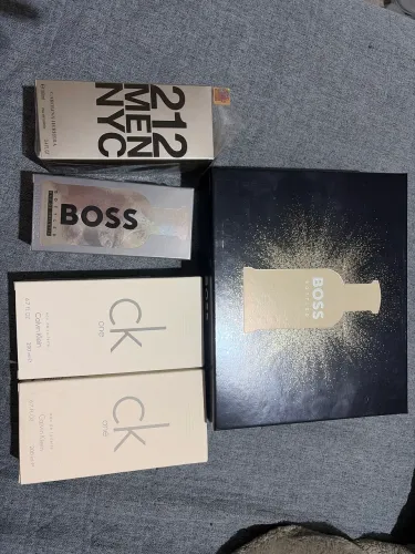 Caixas VAZIAS para vitrine perfumes importados originais